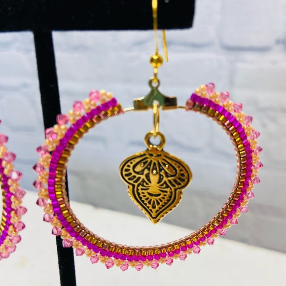 HANDMADE Hoop Beaded Boho Dangle Pink Earrings - Picture 3 of 7